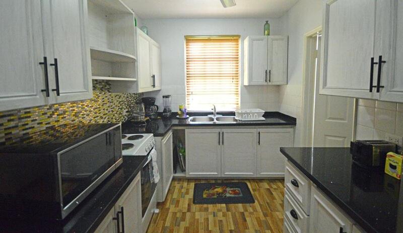 Sea 7 Apartment Ocho Rios Ngoại thất bức ảnh